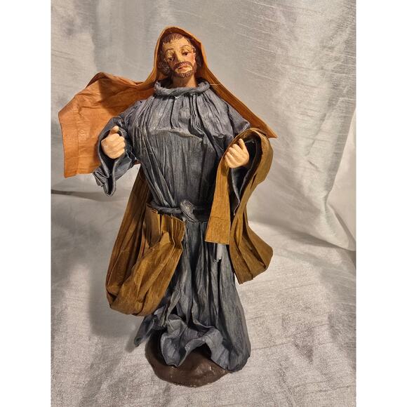 Vintage Paper Mache Joseph - Nativity Scene - Picture 5 of 5